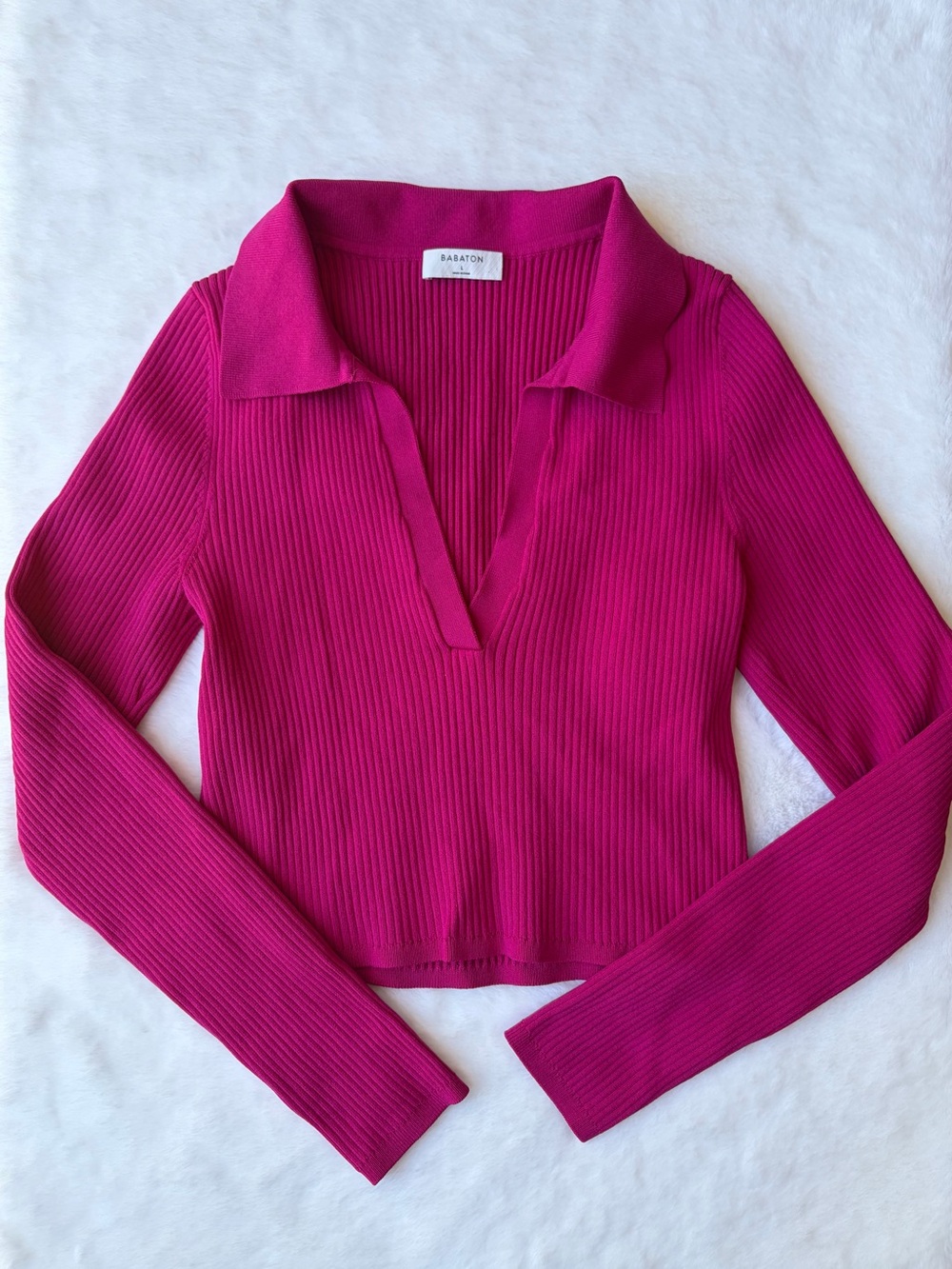 Aritzia Babaton Sculpt Knit Long Sleeve Ribbed V-Neck Collared Polo